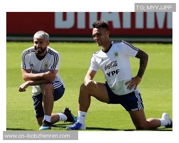 劳塔罗引领新风潮足球世界的璀璨新星与未来之路探讨 劳塔罗引领新风潮足球世界的璀璨新星与未来之路探讨